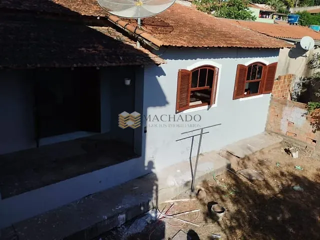 Casa com 500m² 2 quartos e 1 banheiro, à venda, no bairro Ivoturucaia em Jundiaí