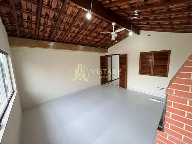 Casa com 263m² 4 quartos e 2 banheiros, para alugar, no bairro Piracicamirim em Piracicaba