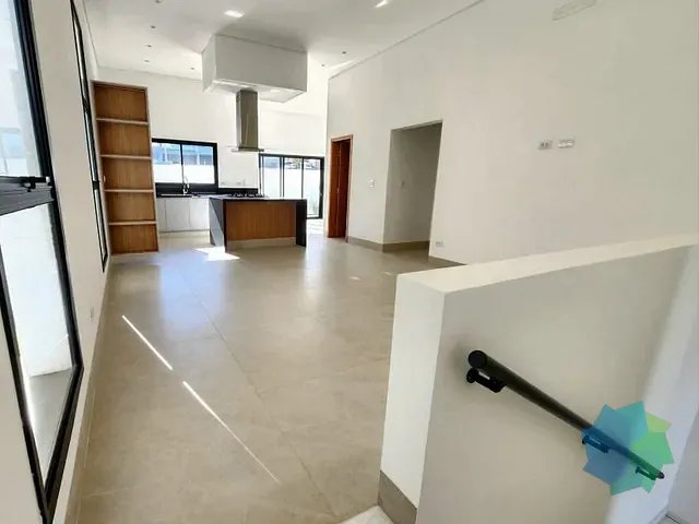 Casa com 300m² 3 quartos e 4 banheiros, à venda, no bairro Residencial Central Parque em Salto