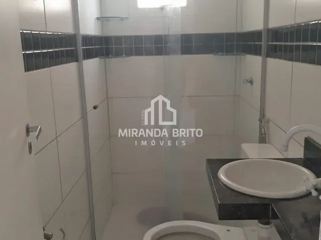 Casa 2 quartos e 1 banheiro, à venda, no bairro Parque Acalanto em Goiânia
