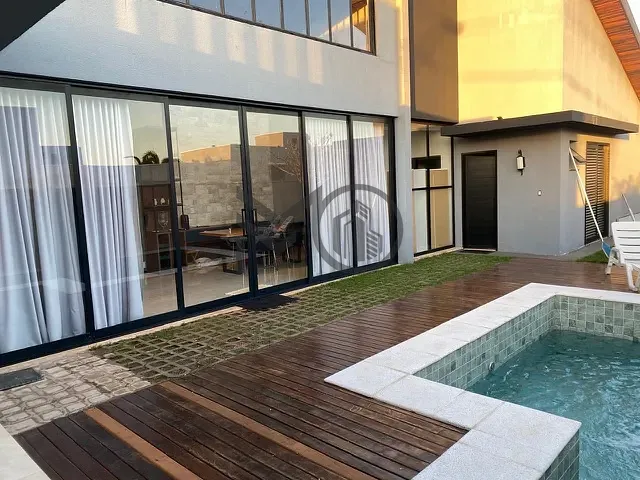 Casa com 462m² 3 quartos e 5 banheiros, à venda, no bairro Ribeirão do Lipa em Cuiabá