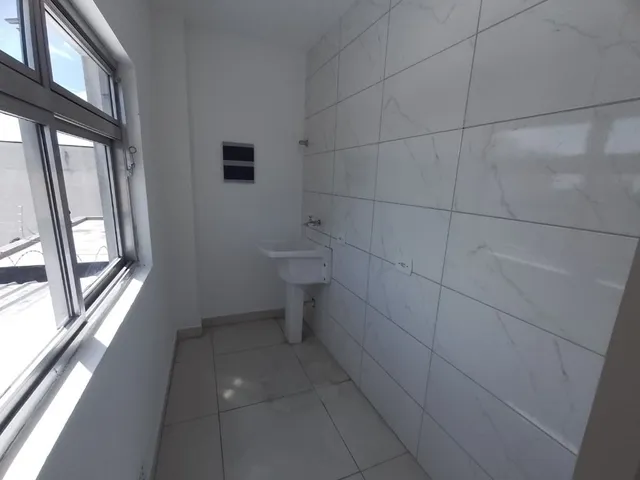 Casa com 400m² 2 quartos e 1 banheiro, para alugar, no bairro Vila Alpina em São Paulo