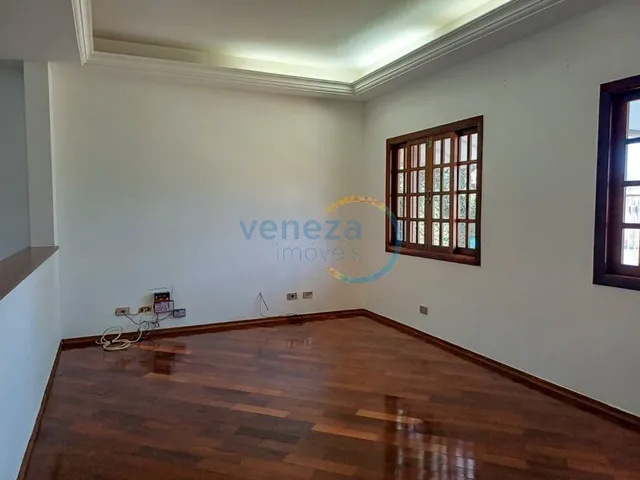 Casa com 103m² 2 quartos e 1 banheiro, à venda, no bairro PORTAL DOS RAMOS em Londrina