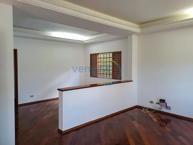 Casa com 103m² 2 quartos e 1 banheiro, à venda, no bairro PORTAL DOS RAMOS em Londrina