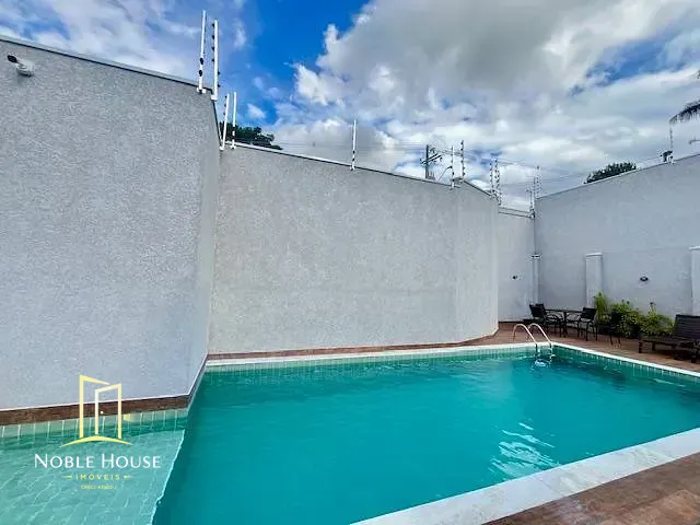 Casa 3 quartos e 4 banheiros, à venda, no bairro Chácaras Silvania em Valinhos