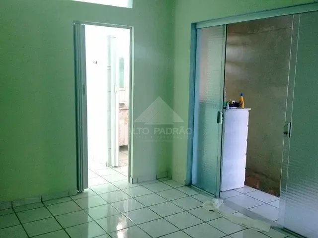 Casa com 150m² 2 quartos e 1 banheiro, à venda, no bairro Jardim Esperança em Mauá