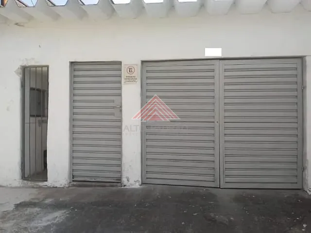 Casa com 150m² 2 quartos e 1 banheiro, à venda, no bairro Jardim Esperança em Mauá