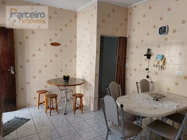 Casa com 250m² 2 quartos e 4 banheiros, à venda, no bairro Vila Amália (Zona Leste) em São Paulo
