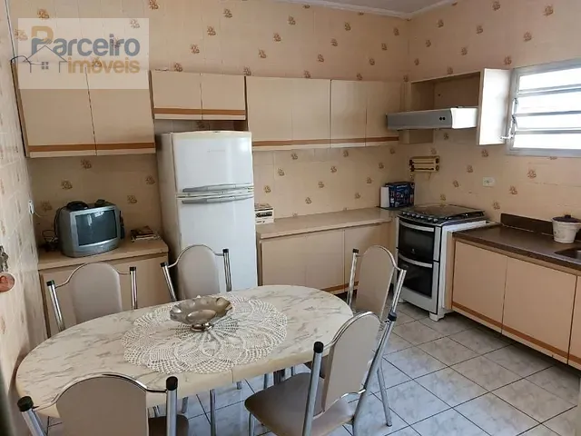 Casa com 250m² 2 quartos e 4 banheiros, à venda, no bairro Vila Amália (Zona Leste) em São Paulo
