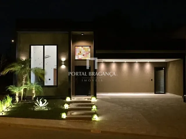 Casa com 301m² 3 quartos e 3 banheiros, à venda, no bairro Condomínio Residencial Euroville II em Bragança Paulista