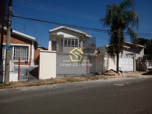 Casa com 356m² 3 quartos e 2 banheiros, à venda, no bairro Vila Sao Cristovao em Valinhos