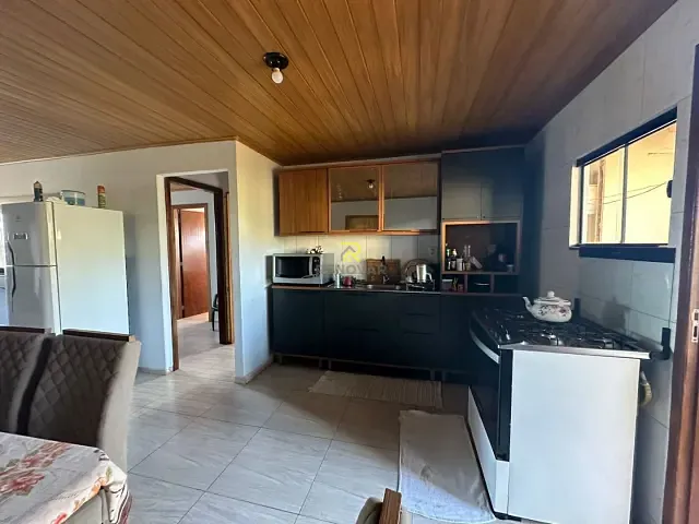Casa com 408m² 2 quartos e 1 banheiro, à venda, no bairro Conradinho em Guarapuava