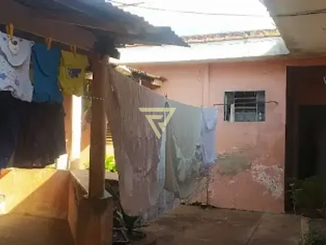 Casa com 270m² 3 quartos e 3 banheiros, à venda, no bairro Parque Ribeirão Preto em Ribeirão Preto