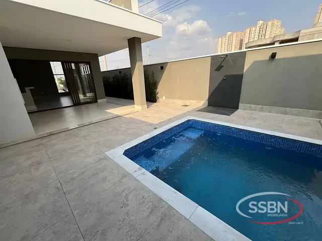 Casa com 300m² 3 quartos e 4 banheiros, à venda ou para alugar, no bairro Estância Hípica em Nova Odessa