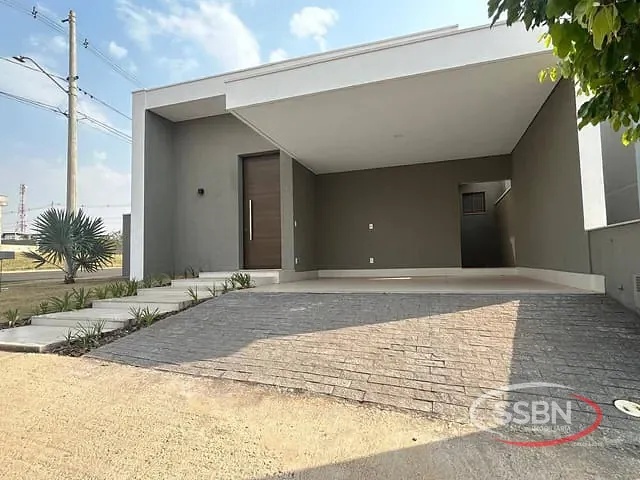 Casa com 300m² 3 quartos e 4 banheiros, à venda ou para alugar, no bairro Estância Hípica em Nova Odessa