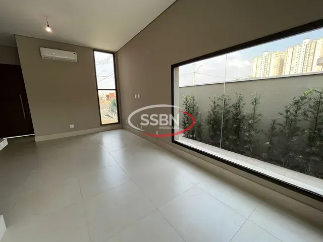 Casa com 300m² 3 quartos e 4 banheiros, à venda ou para alugar, no bairro Estância Hípica em Nova Odessa