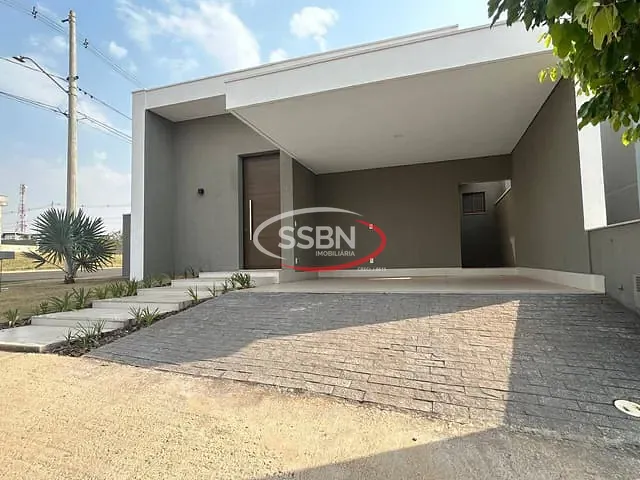 Casa com 300m² 3 quartos e 4 banheiros, à venda ou para alugar, no bairro Estância Hípica em Nova Odessa
