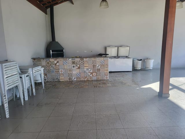 Casa 2 quartos e 2 banheiros, à venda, no bairro Piracangaguá em Taubaté