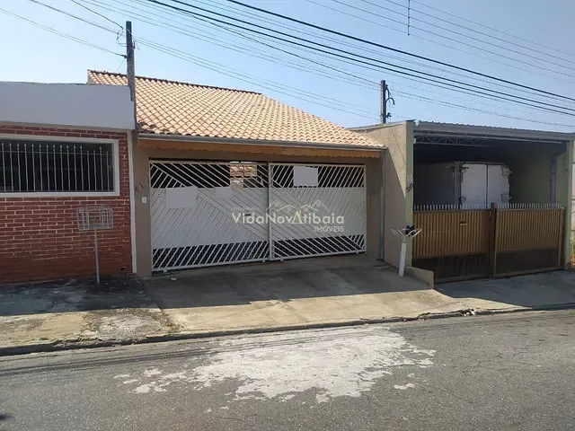 Casa com 180m² 3 quartos e 2 banheiros, à venda, no bairro Jardim das Cerejeiras em Atibaia