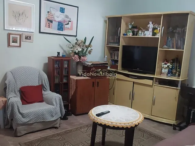Casa com 180m² 3 quartos e 2 banheiros, à venda, no bairro Jardim das Cerejeiras em Atibaia