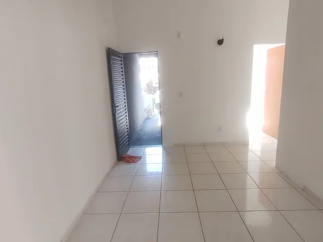 Casa com 195m² 2 quartos e 1 banheiro, à venda, no bairro Residencial Jardins do Cerrado 7 em Goiânia