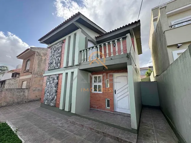 Casa com 350m² 3 quartos e 3 banheiros, à venda, no bairro Centro em Pelotas