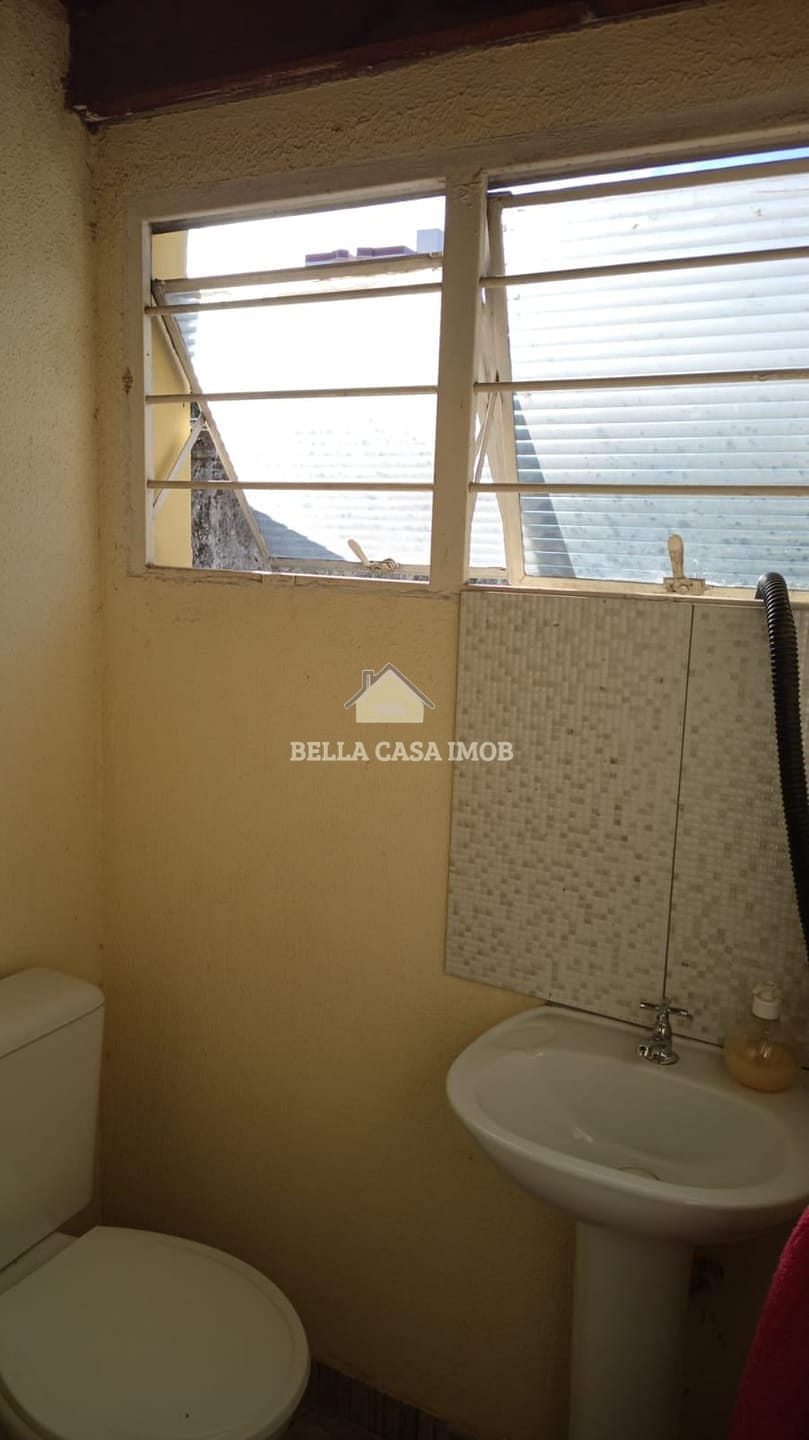 Casa à venda com 2 quartos, 170m² - Foto 6