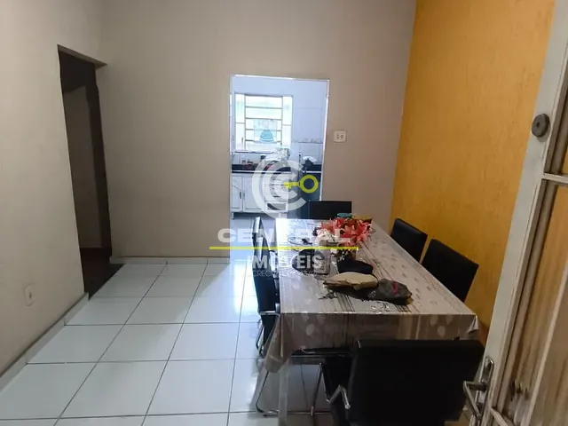 Casa com 396m² 3 quartos e 1 banheiro, à venda, no bairro Jardim Imperial em Itaboraí