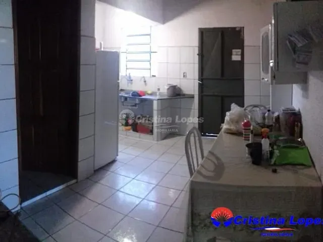 Casa com 200m² 4 quartos e 3 banheiros, à venda, no bairro Itararé em Teresina