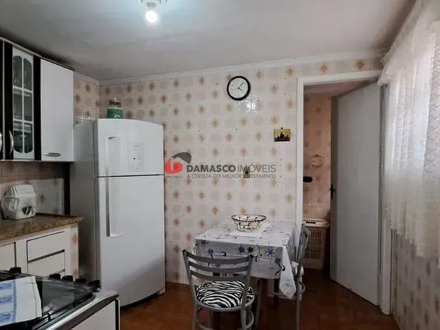 Casa com 100m² 1 quarto e 1 banheiro, à venda, no bairro Santa Maria em São Caetano do Sul