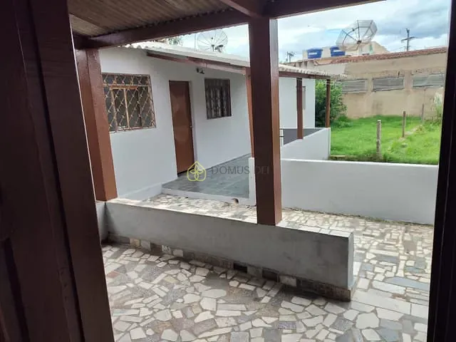 Casa 3 quartos e 2 banheiros, à venda, no bairro Vila Julieta em Resende