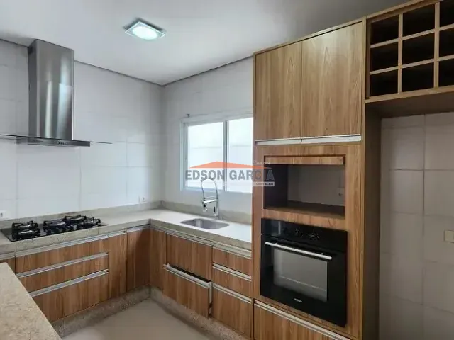 Casa com 154m² 3 quartos e 2 banheiros, à venda, no bairro Horto Florestal em Sorocaba