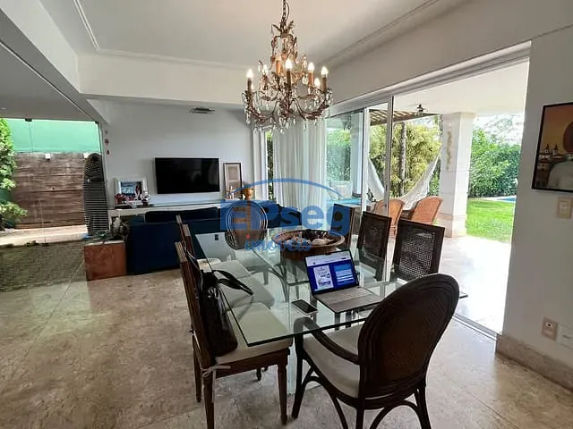 Casa com 500m² 4 quartos e 3 banheiros, à venda, no bairro Itapuã em Salvador
