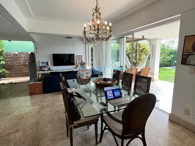 Casa com 500m² 4 quartos e 3 banheiros, à venda, no bairro Itapuã em Salvador
