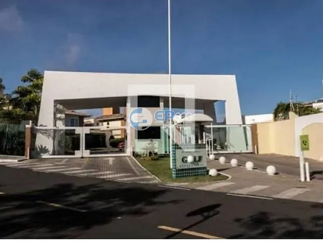 Casa com 500m² 4 quartos e 3 banheiros, à venda, no bairro Itapuã em Salvador