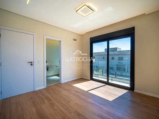 Casa com 547m² 4 quartos e 5 banheiros, à venda, no bairro Paisagem Renoir em Cotia