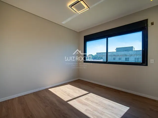 Casa com 547m² 4 quartos e 5 banheiros, à venda, no bairro Paisagem Renoir em Cotia