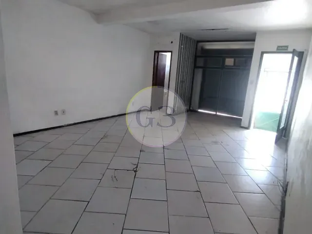 Sobrado 2 quartos e 1 banheiro, para alugar, no bairro Centro em Rio Grande