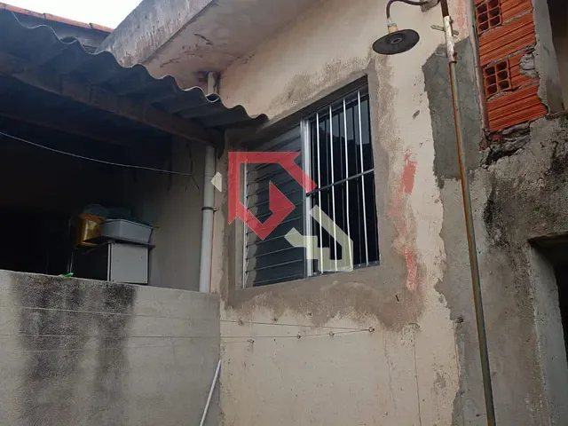 Casa 2 quartos e 1 banheiro, à venda, no bairro Parque Alvorada em Mauá