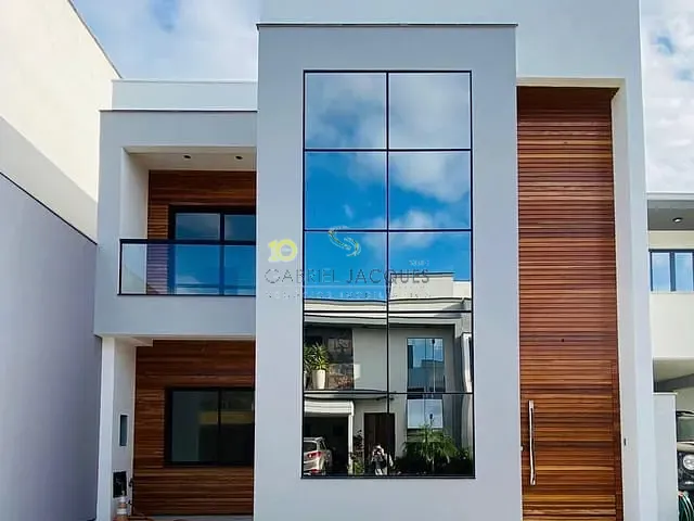 Casa 3 quartos e 2 banheiros, à venda, no bairro Beira Rio em Biguaçu