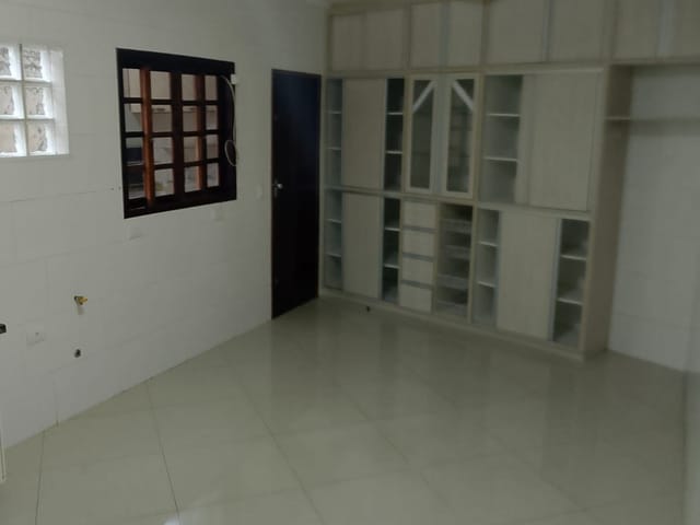 Casa 4 quartos e 3 banheiros, à venda, no bairro Parque Vitória em São Paulo