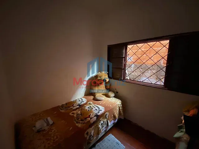 Casa com 200m² 3 quartos e 2 banheiros, à venda, no bairro Conjunto João Athaíde de Souza em Ituverava