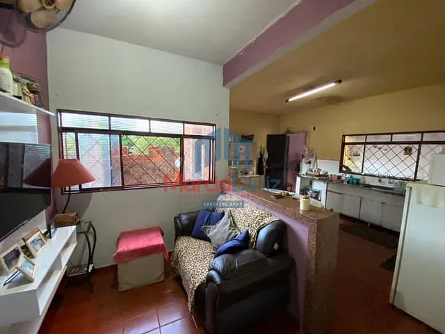 Casa com 200m² 3 quartos e 2 banheiros, à venda, no bairro Conjunto João Athaíde de Souza em Ituverava