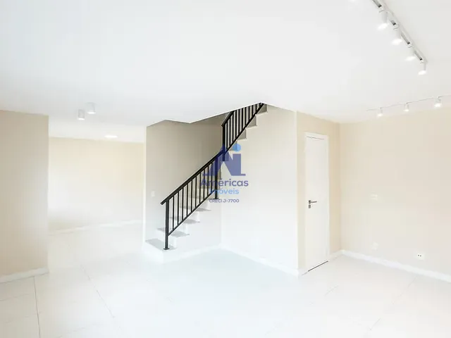 Casa com 133m² 3 quartos e 4 banheiros, à venda, no bairro Vargem Grande em Rio de Janeiro
