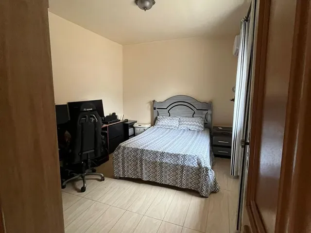 Casa com 160m² 3 quartos e 3 banheiros, à venda, no bairro Alpes em Londrina