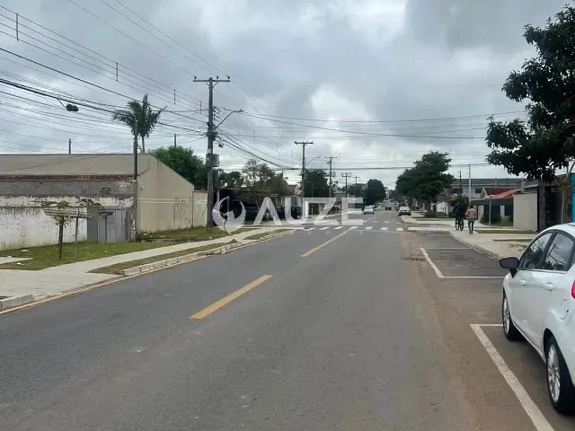 Casa 3 quartos e 1 banheiro, à venda, no bairro Cidade Jardim em São José dos Pinhais