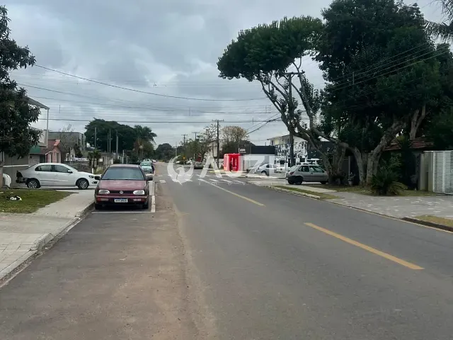 Casa 3 quartos e 1 banheiro, à venda, no bairro Cidade Jardim em São José dos Pinhais