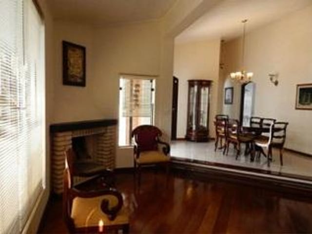 Casa com 450m² 4 quartos e 5 banheiros, à venda, no bairro Transurb em Itapevi