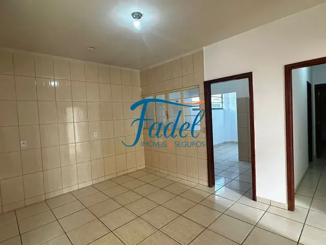Casa 3 quartos e 1 banheiro, para alugar, no bairro Centro em Conchal