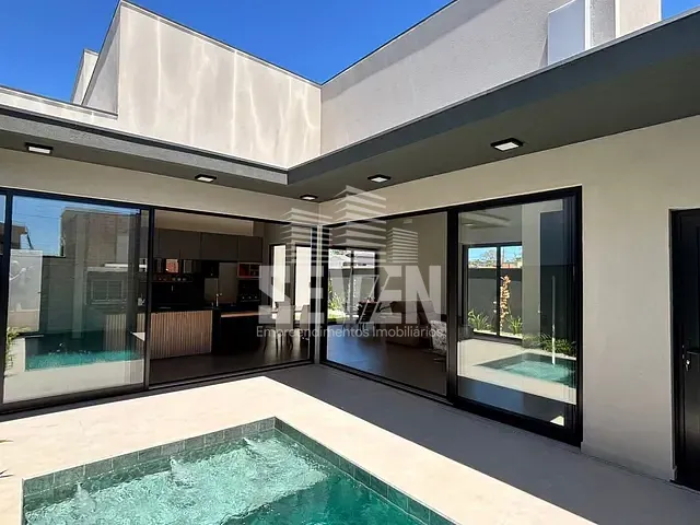 Casa com 300m² 2 quartos e 1 banheiro, à venda, no bairro Villa de Leon I em Piratininga